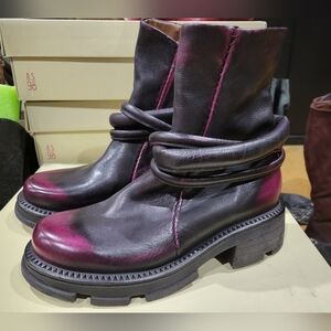 NIB A.S.98 Linder Fushia Black Ankle Boots 37